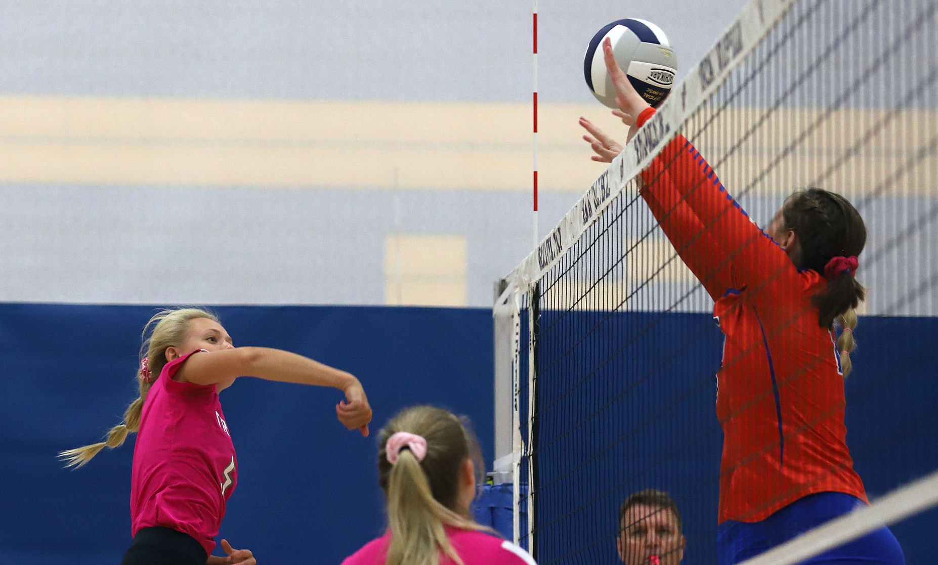 Maroa Forsyth vs Argenta Oreana volleyball 12 9.4.18.jpg